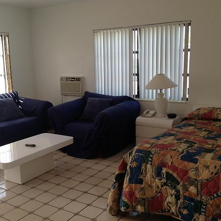 Napoli Belmar Resort Fort Lauderdale Buitenkant foto